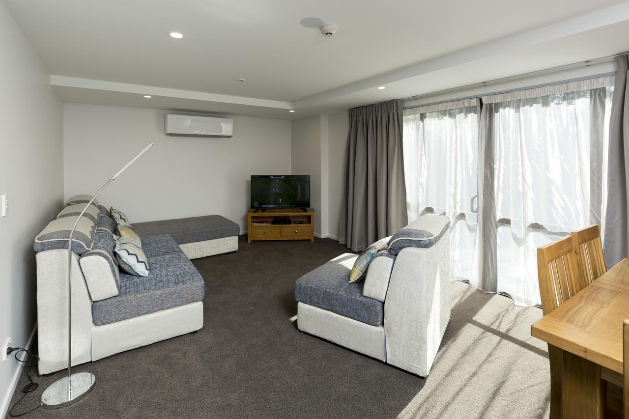 2 オン ホワイトレイ モーテル クライストチャーチ エクステリア 写真 A typical apartment at the hotel