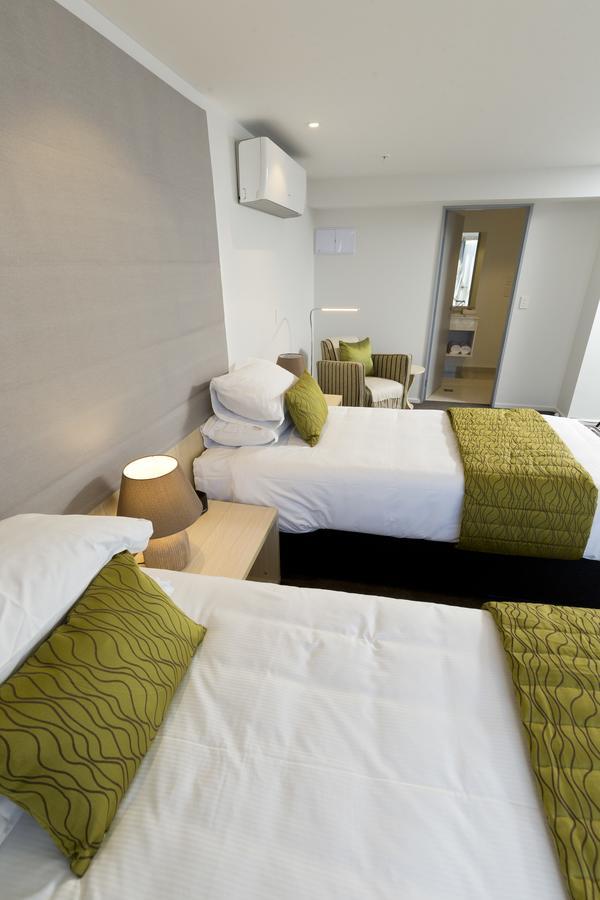 2 オン ホワイトレイ モーテル クライストチャーチ エクステリア 写真 A typical room at the hotel