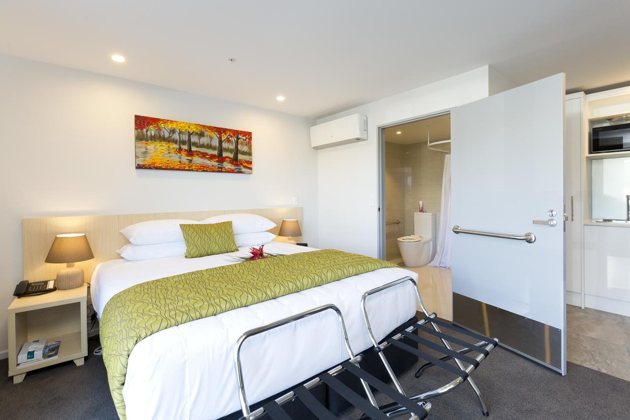 2 オン ホワイトレイ モーテル クライストチャーチ エクステリア 写真 A bedroom in a serviced apartment